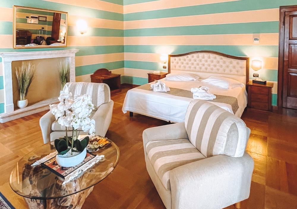 Hotel Villa Cariola Caprino Veronese Eksteriør billede