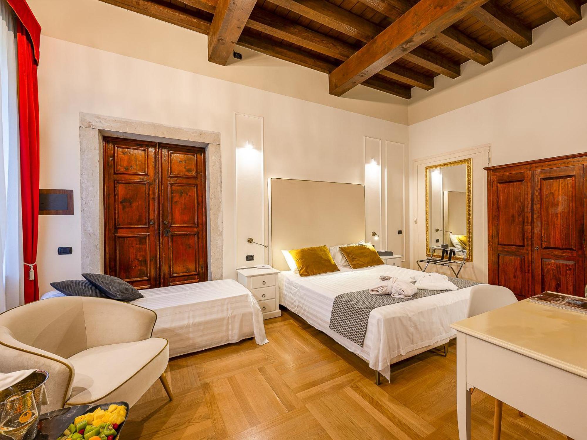 Hotel Villa Cariola Caprino Veronese Eksteriør billede