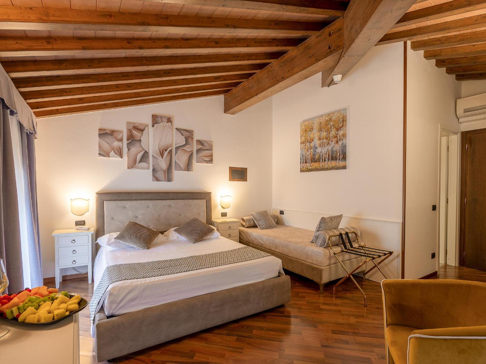 Hotel Villa Cariola Caprino Veronese Eksteriør billede